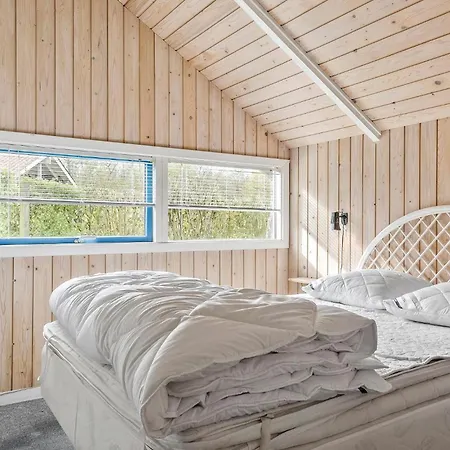 Semesterbostad Beautiful In Sydals With Kitchen *