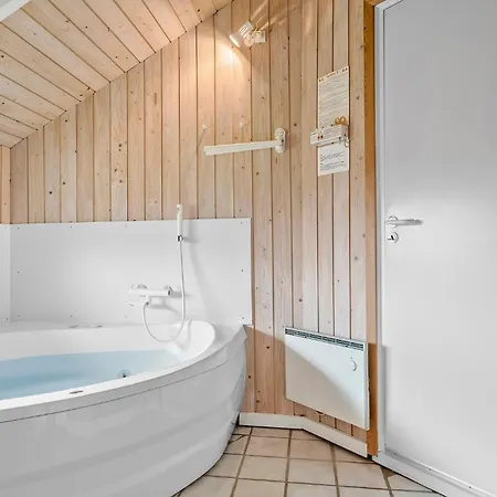 Beautiful In Sydals With Kitchen